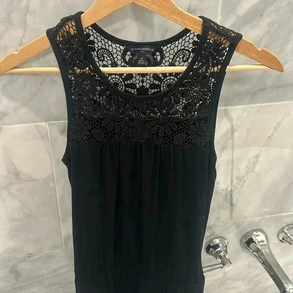 Banana Republic black dress size xsmall - Picture 3 of 5